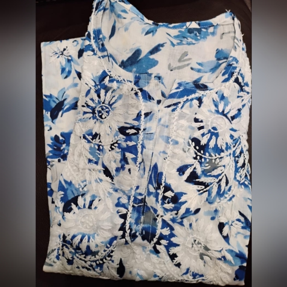 Blue and White Floral Embroidered Women’s Tunic
